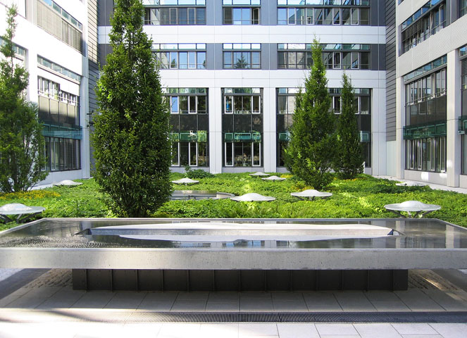 Landschaftsarchitekturaufnahmen Versicherungskammer, München, Landschaftsarchitekt OTTO A. BERTRAM